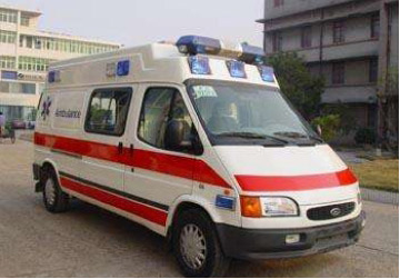 樟树市救护车租赁